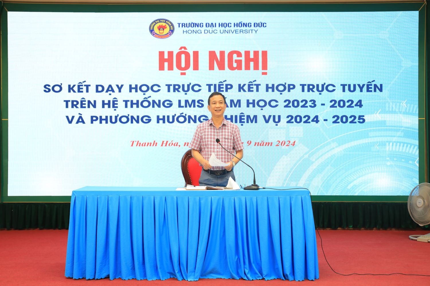 Hội nghị sơ kết dạy học trực tiếp kết hợp trực tuyến trên hệ thống LMS năm học 2023 - 2024 và phương hướng nhiệm vụ trong năm học 2024 -2025